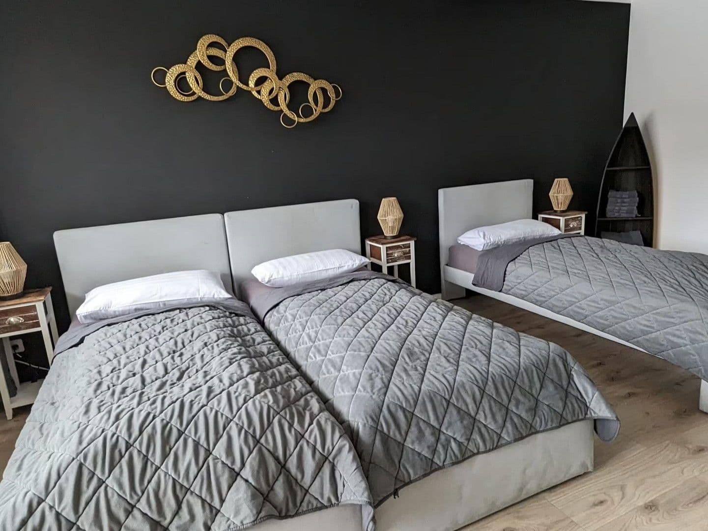 Prenájom bytu 2-izbový 70 m², Düsseldorf, Severné Porýnie - Westfálsko Prenájom bytu 2-izbový 70 m², Düsseldorf, Severné Porýnie - Westfálsko