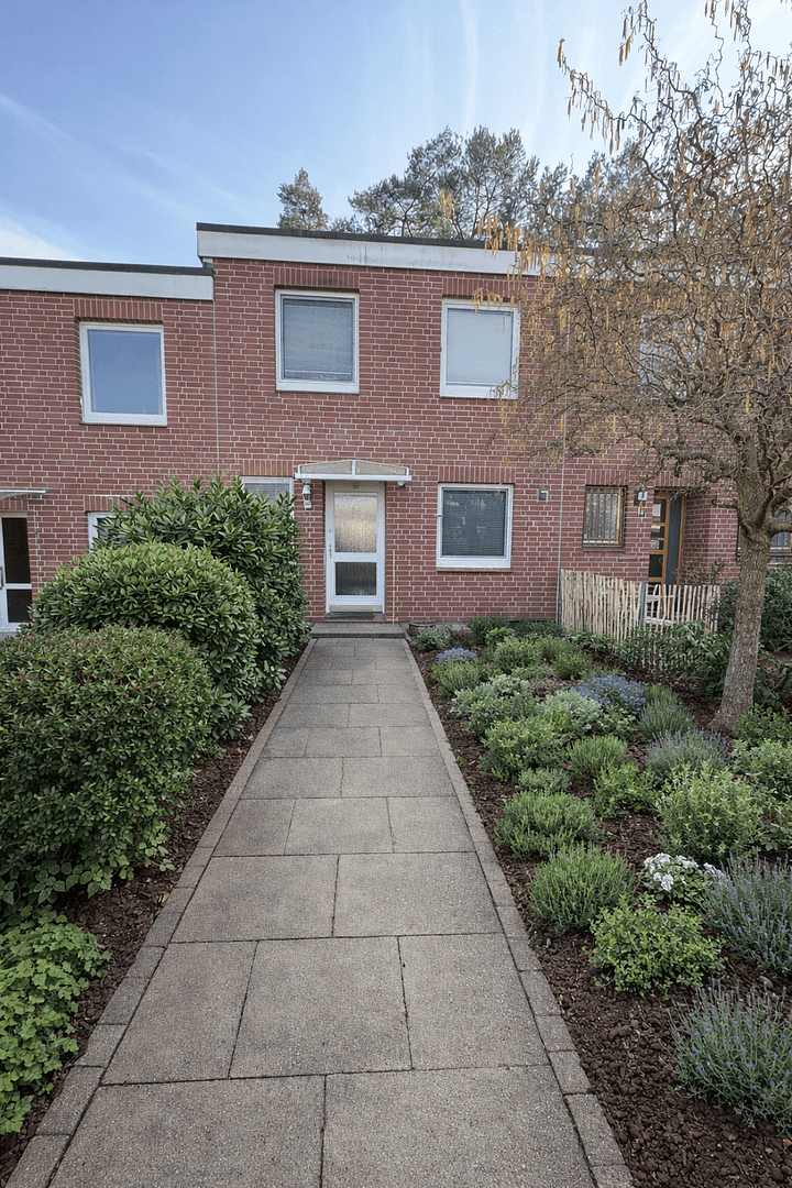 Predaj domu 81 m², pozemek 130 m², Hamburg, Hamburg Predaj domu 81 m², pozemek 130 m², Hamburg, Hamburg