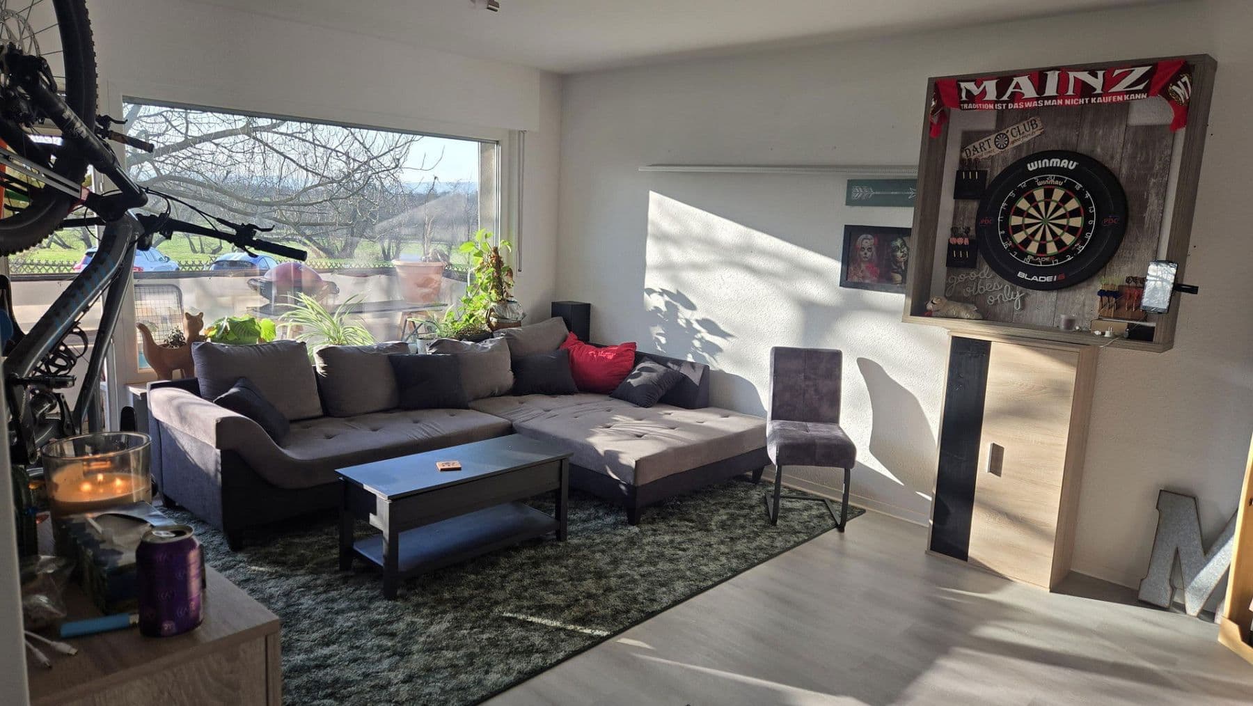 Prenájom bytu 2-izbový 66 m², Hochheim, Hesensko Prenájom bytu 2-izbový 66 m², Hochheim, Hesensko