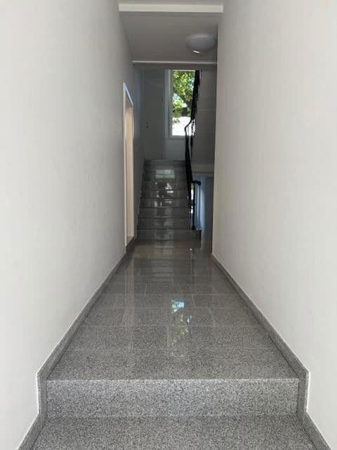 Prenájom bytu 1-izbový 35 m², Karlsruhe, Bádensko-Wurttembersko Prenájom bytu 1-izbový 35 m², Karlsruhe, Bádensko-Wurttembersko