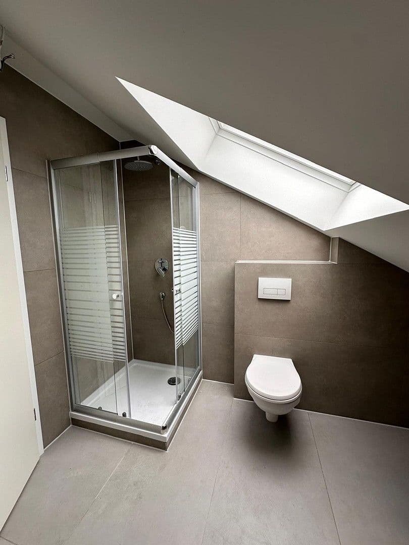 Prenájom bytu 2-izbový 80 m², Markgröningen, Bádensko-Wurttembersko Prenájom bytu 2-izbový 80 m², Markgröningen, Bádensko-Wurttembersko