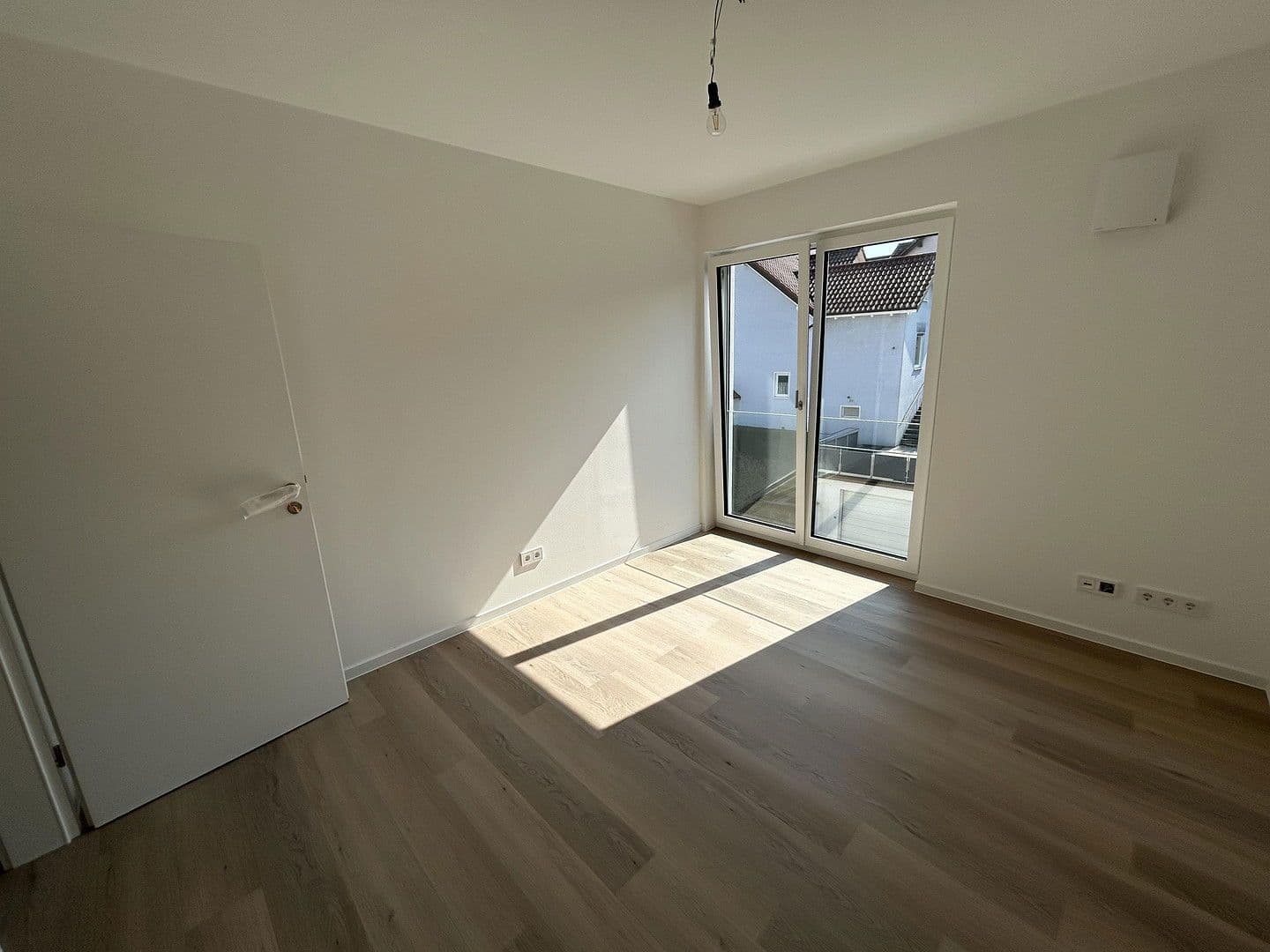 Prenájom bytu 3-izbový 90 m², Scheckertstrasse 2, Zell am Main, Bavorsko Prenájom bytu 3-izbový 90 m², Scheckertstrasse 2, Zell am Main, Bavorsko