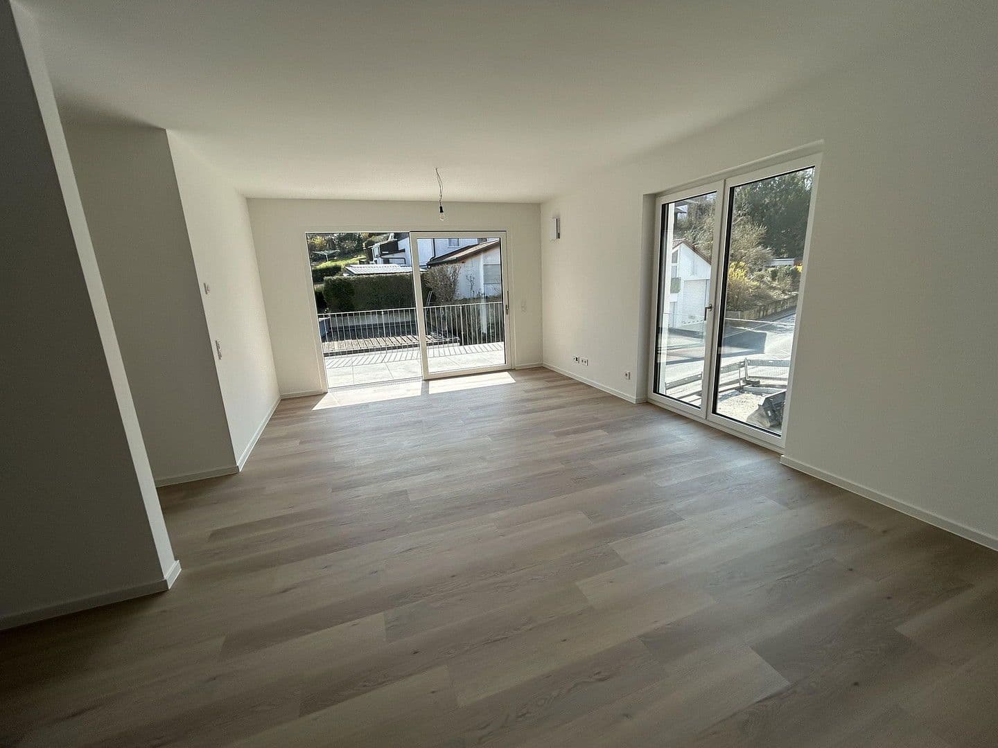 Prenájom bytu 3-izbový 90 m², Scheckertstrasse 2, Zell am Main, Bavorsko Prenájom bytu 3-izbový 90 m², Scheckertstrasse 2, Zell am Main, Bavorsko