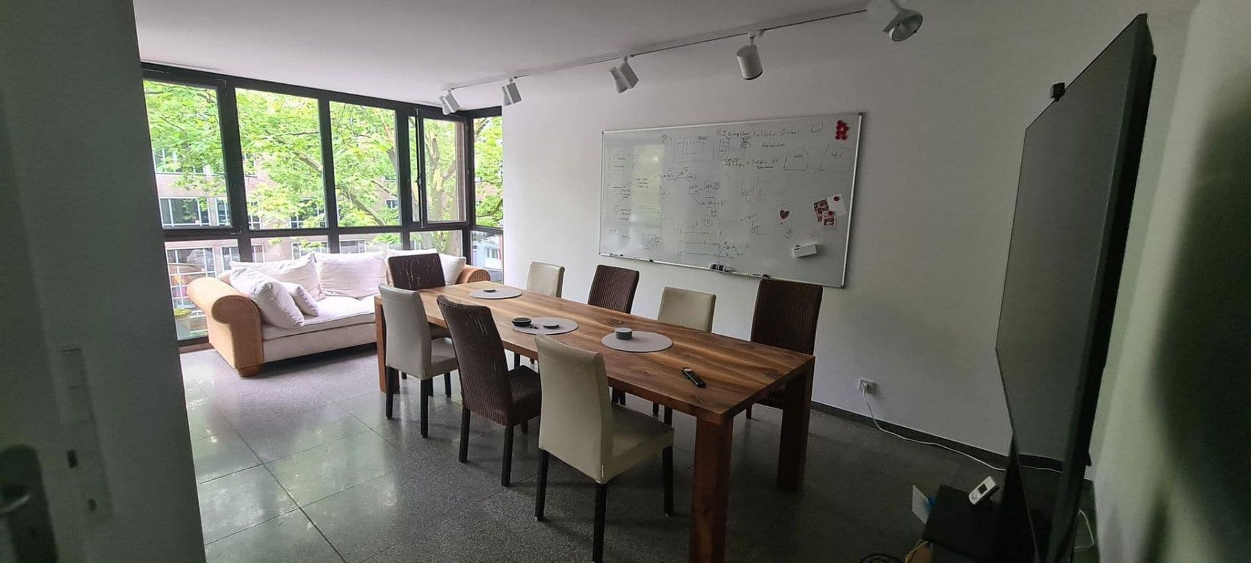 Prenájom kancelárie 130 m², Kaiserswerther Str. 144, Düsseldorf, Severné Porýnie - Westfálsko Prenájom kancelárie 130 m², Kaiserswerther Str. 144, Düsseldorf, Severné Porýnie - Westfálsko