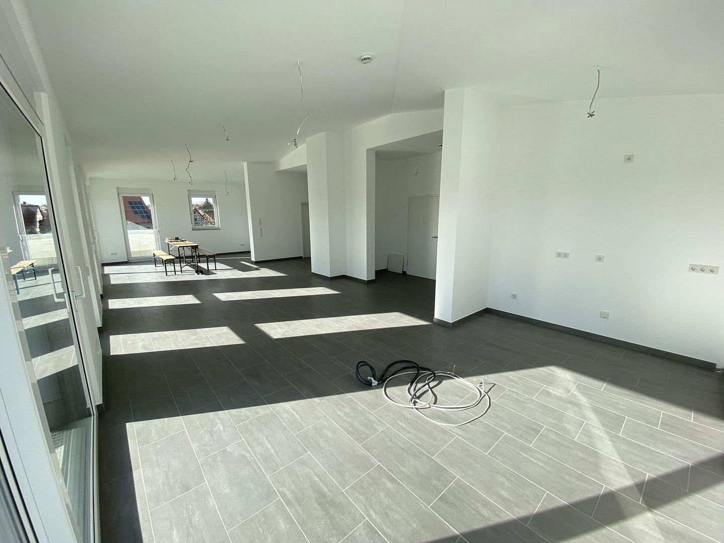 Prenájom bytu 5-izbový 136 m², Schellingstr. 11, Schwäbisch Gmünd, Bádensko-Wurttembersko Prenájom bytu 5-izbový 136 m², Schellingstr. 11, Schwäbisch Gmünd, Bádensko-Wurttembersko