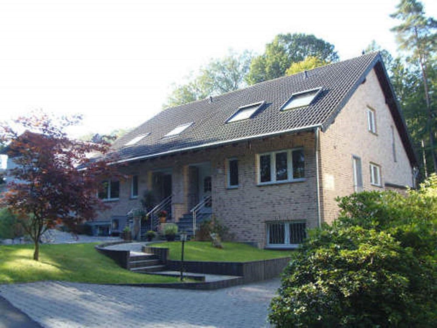 Predaj domu 143 m², pozemek 341 m², Königsberger Straße 25b, Roetgen, Severné Porýnie - Westfálsko Predaj domu 143 m², pozemek 341 m², Königsberger Straße 25b, Roetgen, Severné Porýnie - Westfálsko