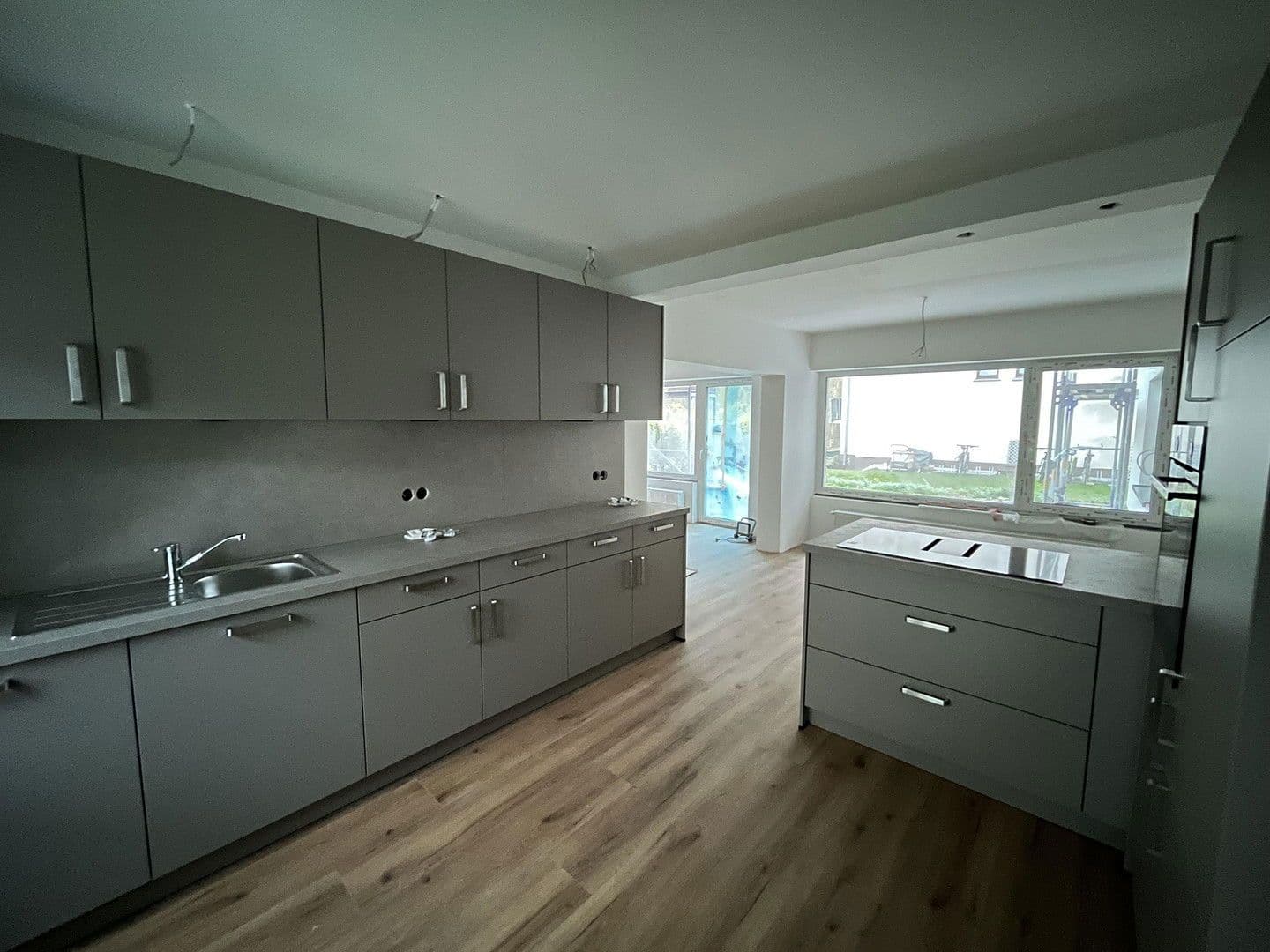 Prenájom bytu 3-izbový 100 m², Bad Kreuznach, Porýnie-Falcko Prenájom bytu 3-izbový 100 m², Bad Kreuznach, Porýnie-Falcko