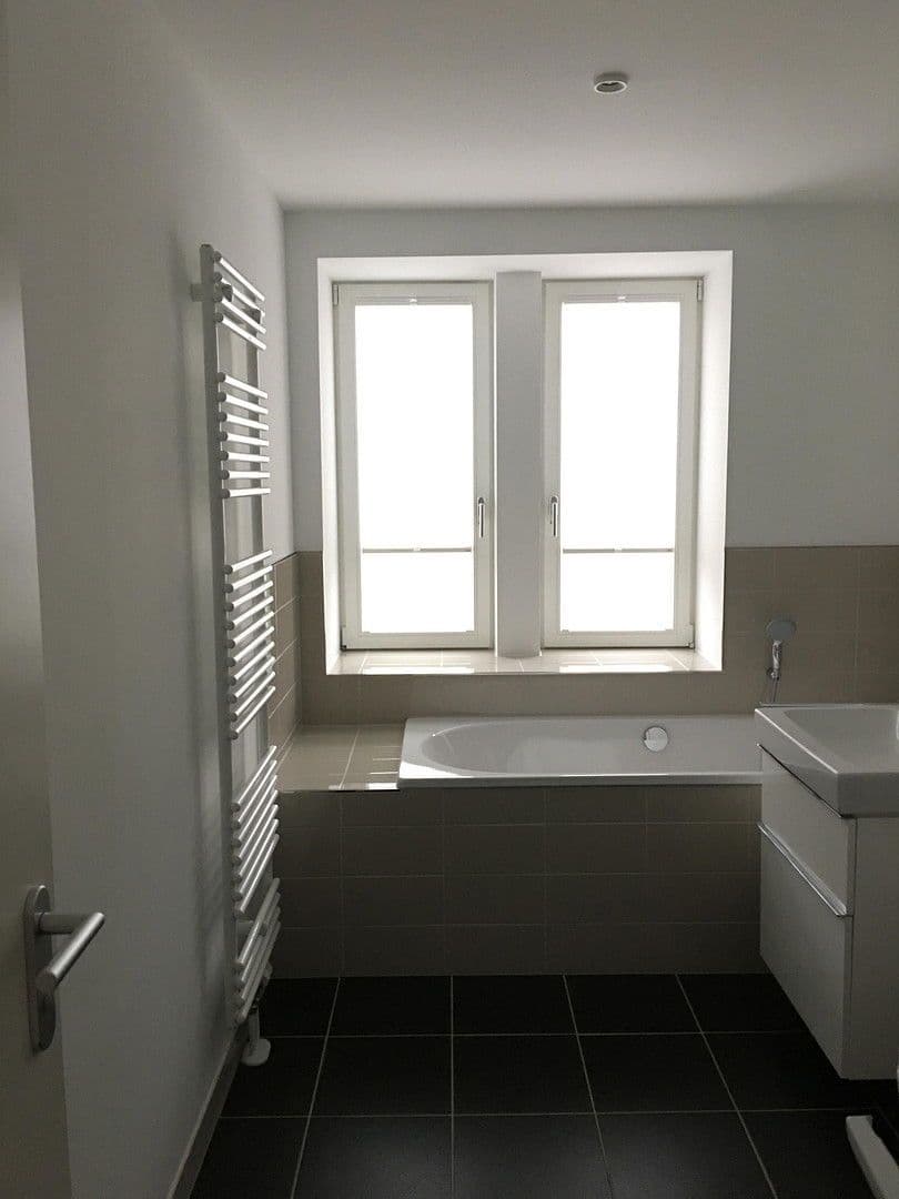 Predaj bytu 3-izbový 160 m², Heinickeweg 15, Berlin, Berlín Predaj bytu 3-izbový 160 m², Heinickeweg 15, Berlin, Berlín