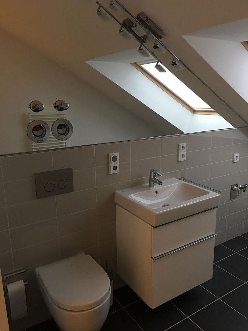 Predaj bytu 3-izbový 160 m², Heinickeweg 15, Berlin, Berlín Predaj bytu 3-izbový 160 m², Heinickeweg 15, Berlin, Berlín