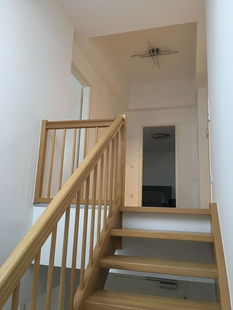 Predaj bytu 3-izbový 160 m², Heinickeweg 15, Berlin, Berlín Predaj bytu 3-izbový 160 m², Heinickeweg 15, Berlin, Berlín