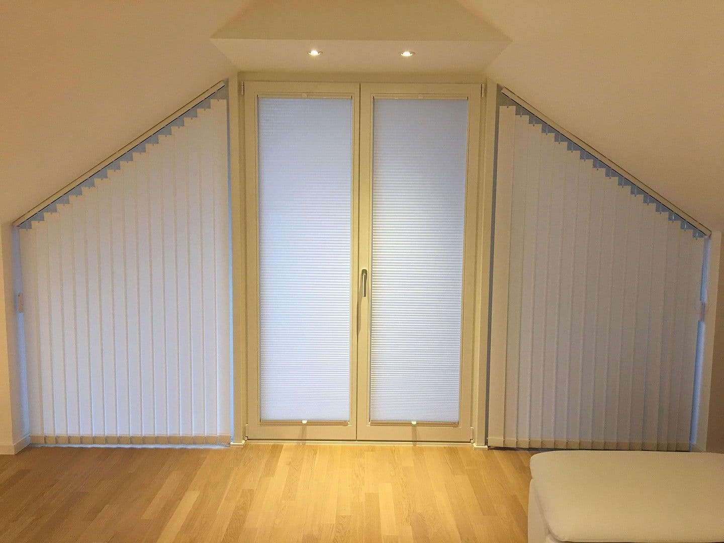 Predaj bytu 3-izbový 160 m², Heinickeweg 15, Berlin, Berlín Predaj bytu 3-izbový 160 m², Heinickeweg 15, Berlin, Berlín