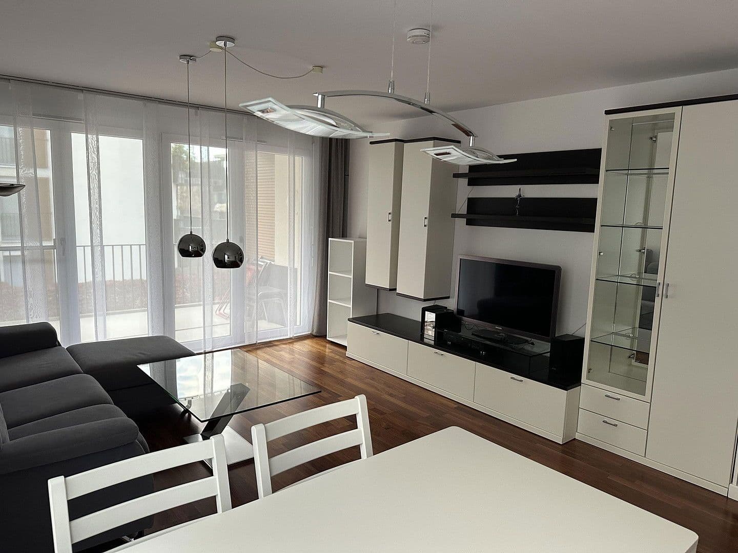 Prenájom bytu 3-izbový 80 m², Garching, Bavorsko Prenájom bytu 3-izbový 80 m², Garching, Bavorsko