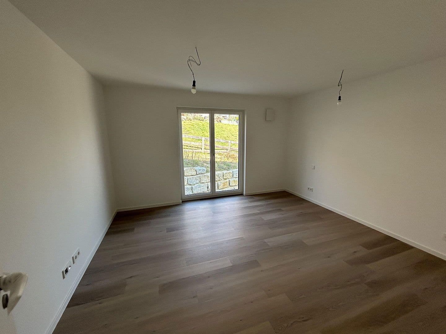 Prenájom bytu 3-izbový 110 m², Scheckertstrasse 2, Zell am Main, Bavorsko Prenájom bytu 3-izbový 110 m², Scheckertstrasse 2, Zell am Main, Bavorsko