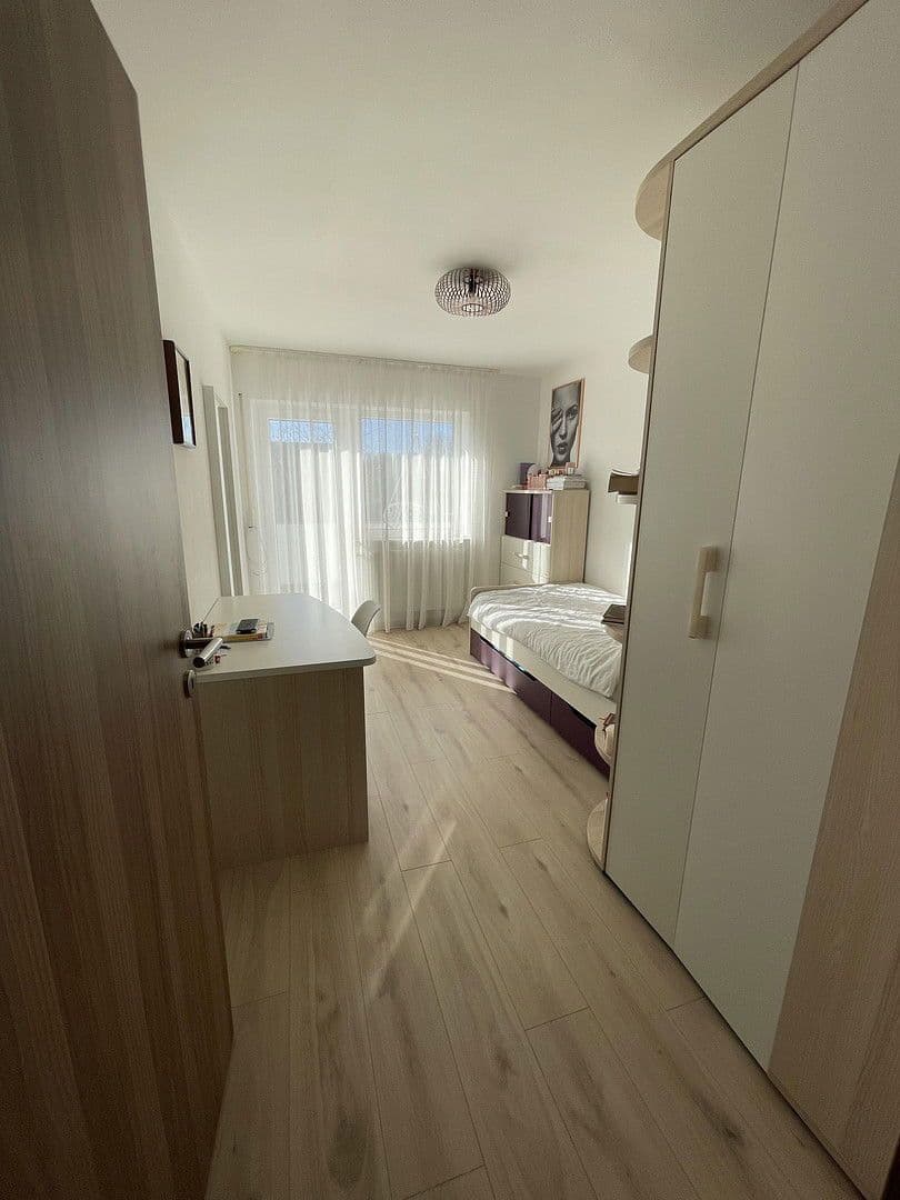 Predaj domu 171 m², pozemek 240 m², Ulm, Bádensko-Wurttembersko Predaj domu 171 m², pozemek 240 m², Ulm, Bádensko-Wurttembersko