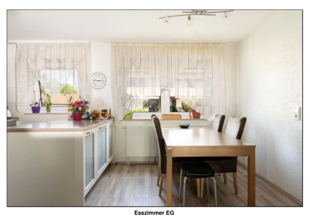 Predaj domu 171 m², pozemek 240 m², Ulm, Bádensko-Wurttembersko Predaj domu 171 m², pozemek 240 m², Ulm, Bádensko-Wurttembersko