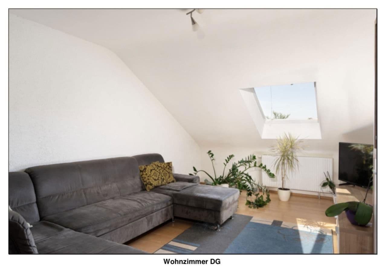 Predaj domu 171 m², pozemek 240 m², Ulm, Bádensko-Wurttembersko Predaj domu 171 m², pozemek 240 m², Ulm, Bádensko-Wurttembersko