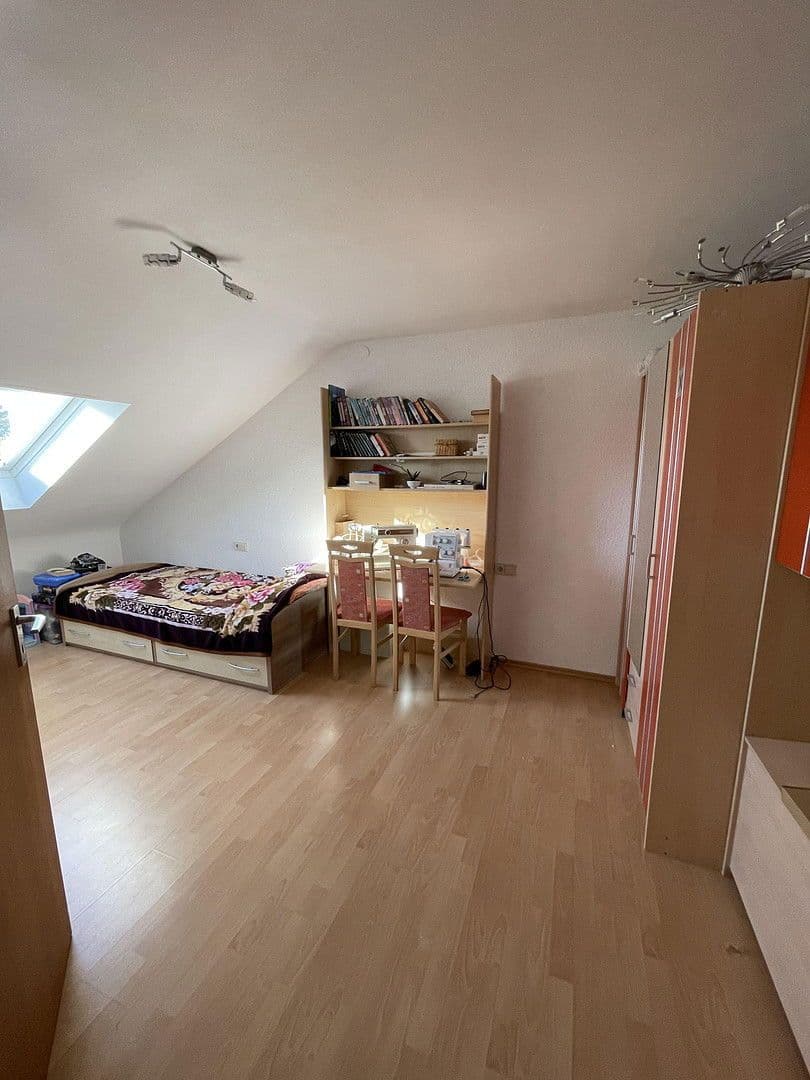 Predaj domu 171 m², pozemek 240 m², Ulm, Bádensko-Wurttembersko Predaj domu 171 m², pozemek 240 m², Ulm, Bádensko-Wurttembersko