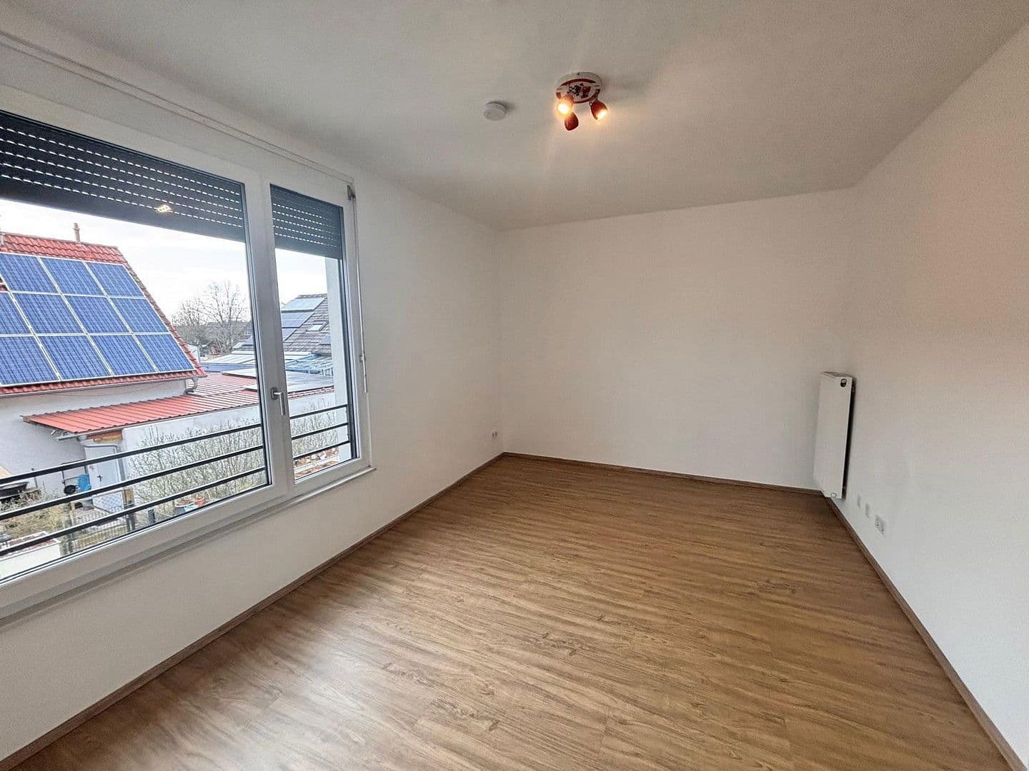 Predaj domu 146 m², pozemek 194 m², Erlangen, Bavorsko Predaj domu 146 m², pozemek 194 m², Erlangen, Bavorsko