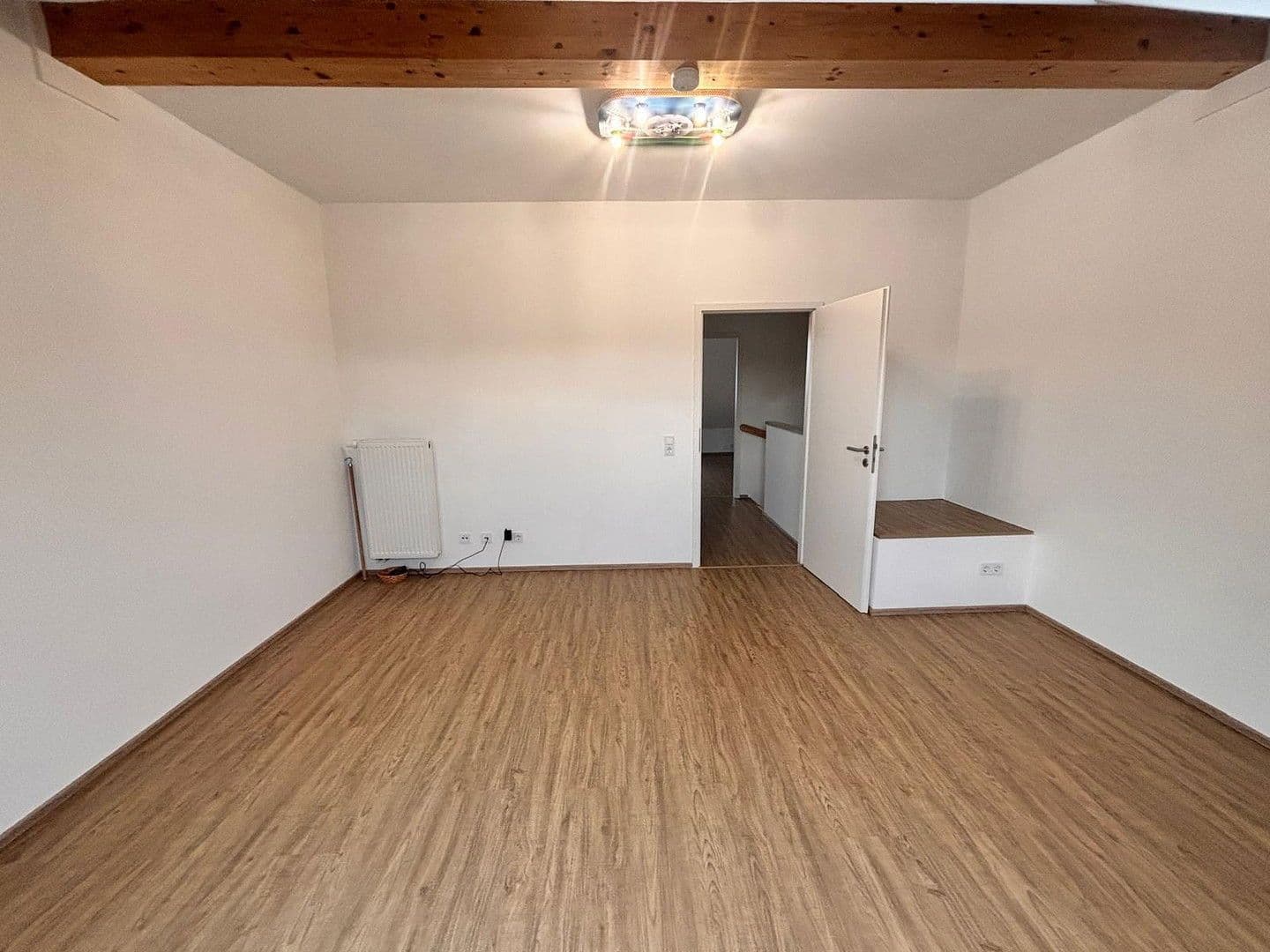 Predaj domu 146 m², pozemek 194 m², Erlangen, Bavorsko Predaj domu 146 m², pozemek 194 m², Erlangen, Bavorsko