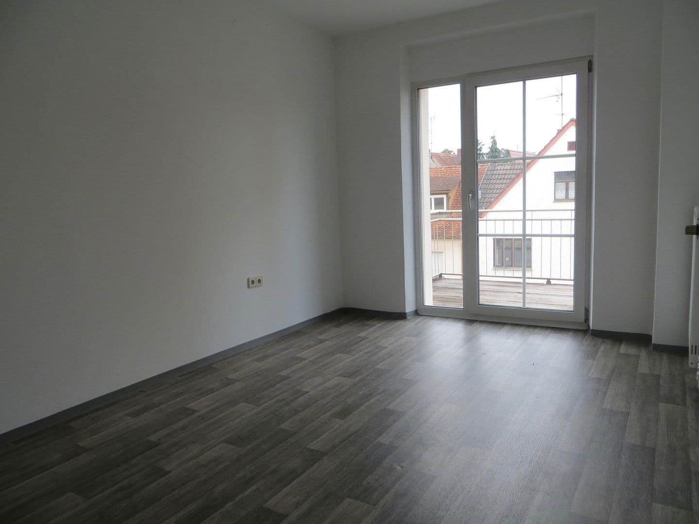 Predaj domu 110 m², pozemek 160 m², Neumarkt in der Oberpfalz, Bavorsko Predaj domu 110 m², pozemek 160 m², Neumarkt in der Oberpfalz, Bavorsko