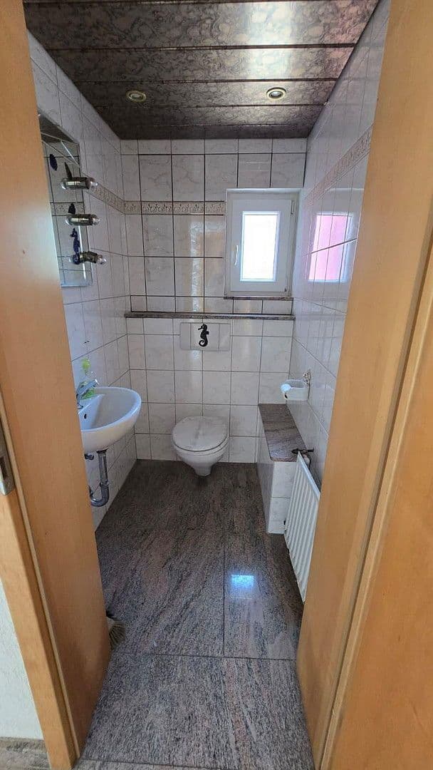 Predaj domu 258 m², pozemek 719 m², Wörth am Rhein, Porýnie-Falcko Predaj domu 258 m², pozemek 719 m², Wörth am Rhein, Porýnie-Falcko