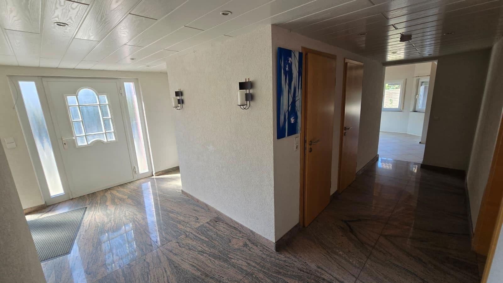 Predaj domu 258 m², pozemek 719 m², Wörth am Rhein, Porýnie-Falcko Predaj domu 258 m², pozemek 719 m², Wörth am Rhein, Porýnie-Falcko