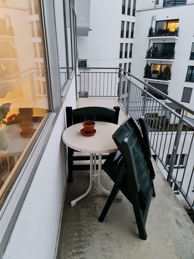 Prenájom bytu 16 m², Düsseldorf, Severné Porýnie - Westfálsko Prenájom bytu 16 m², Düsseldorf, Severné Porýnie - Westfálsko