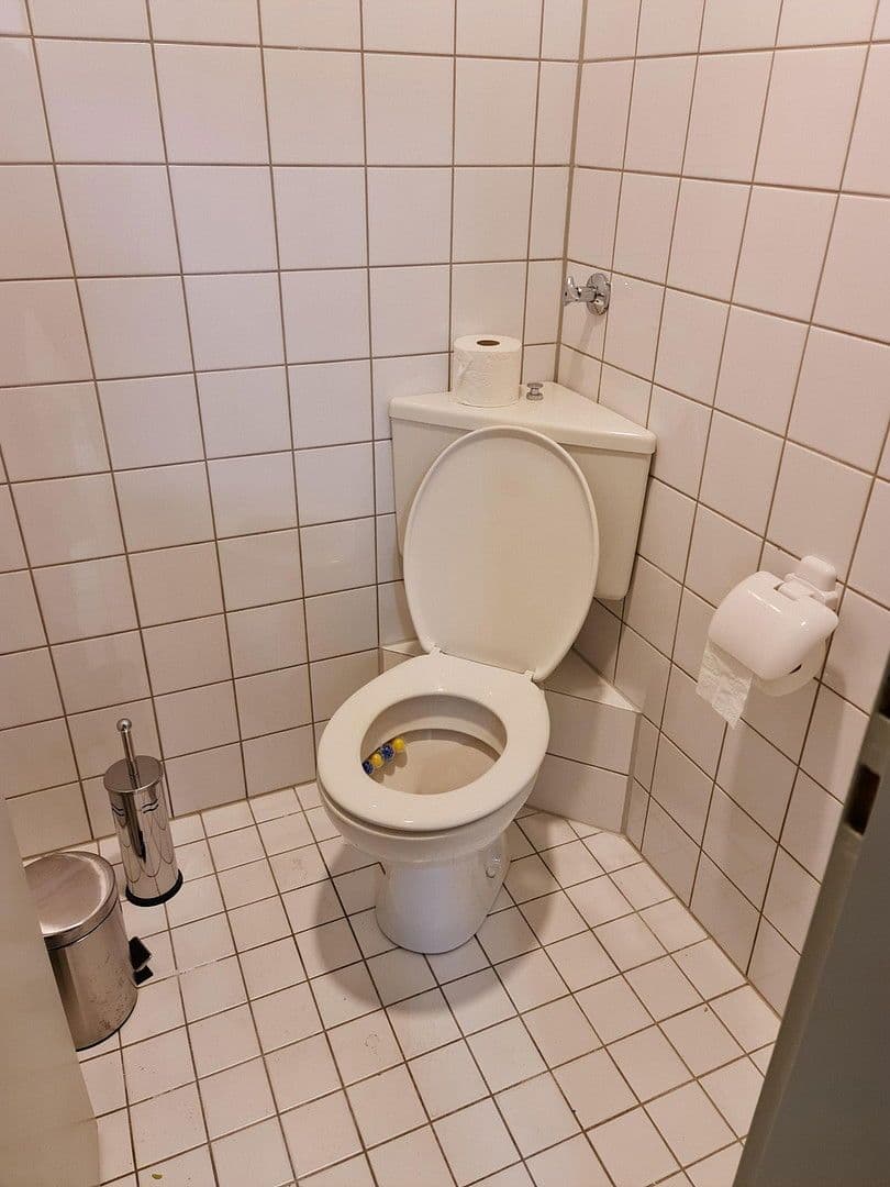 Prenájom bytu 16 m², Düsseldorf, Severné Porýnie - Westfálsko Prenájom bytu 16 m², Düsseldorf, Severné Porýnie - Westfálsko