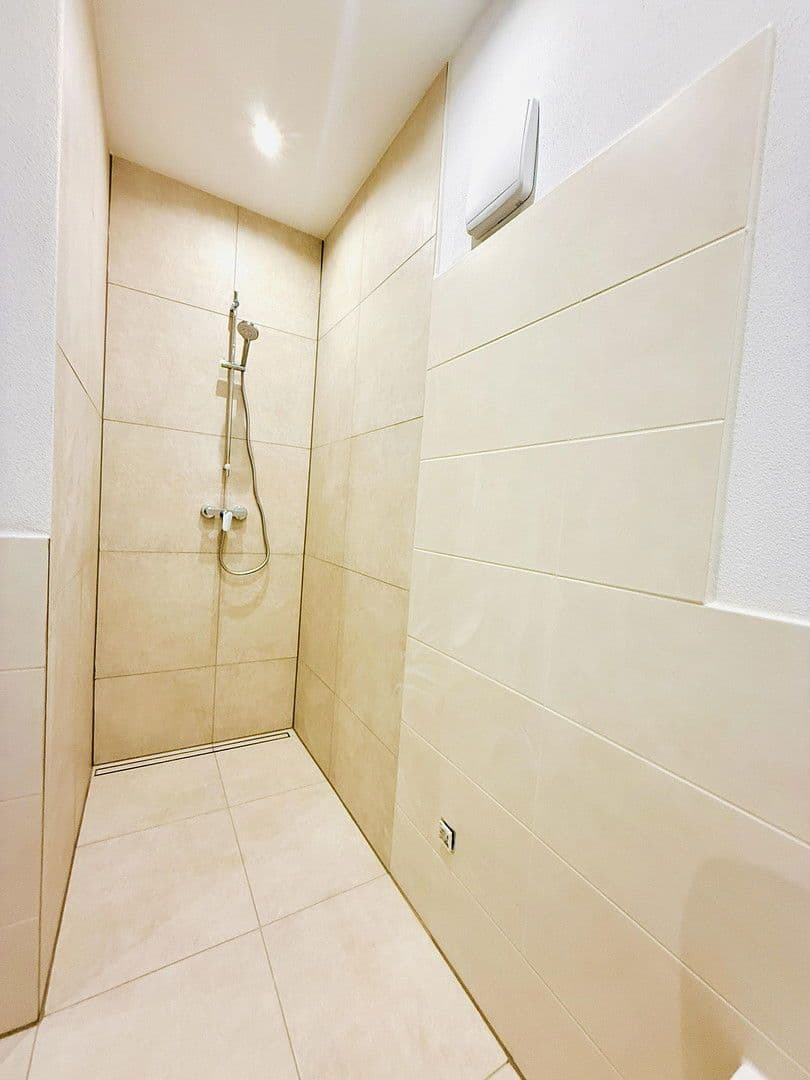 Prenájom bytu 2-izbový 119 m², Windsbach, Bavorsko Prenájom bytu 2-izbový 119 m², Windsbach, Bavorsko