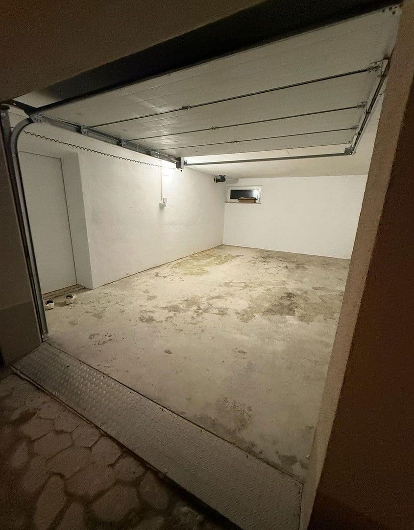 Prenájom bytu 2-izbový 119 m², Windsbach, Bavorsko Prenájom bytu 2-izbový 119 m², Windsbach, Bavorsko