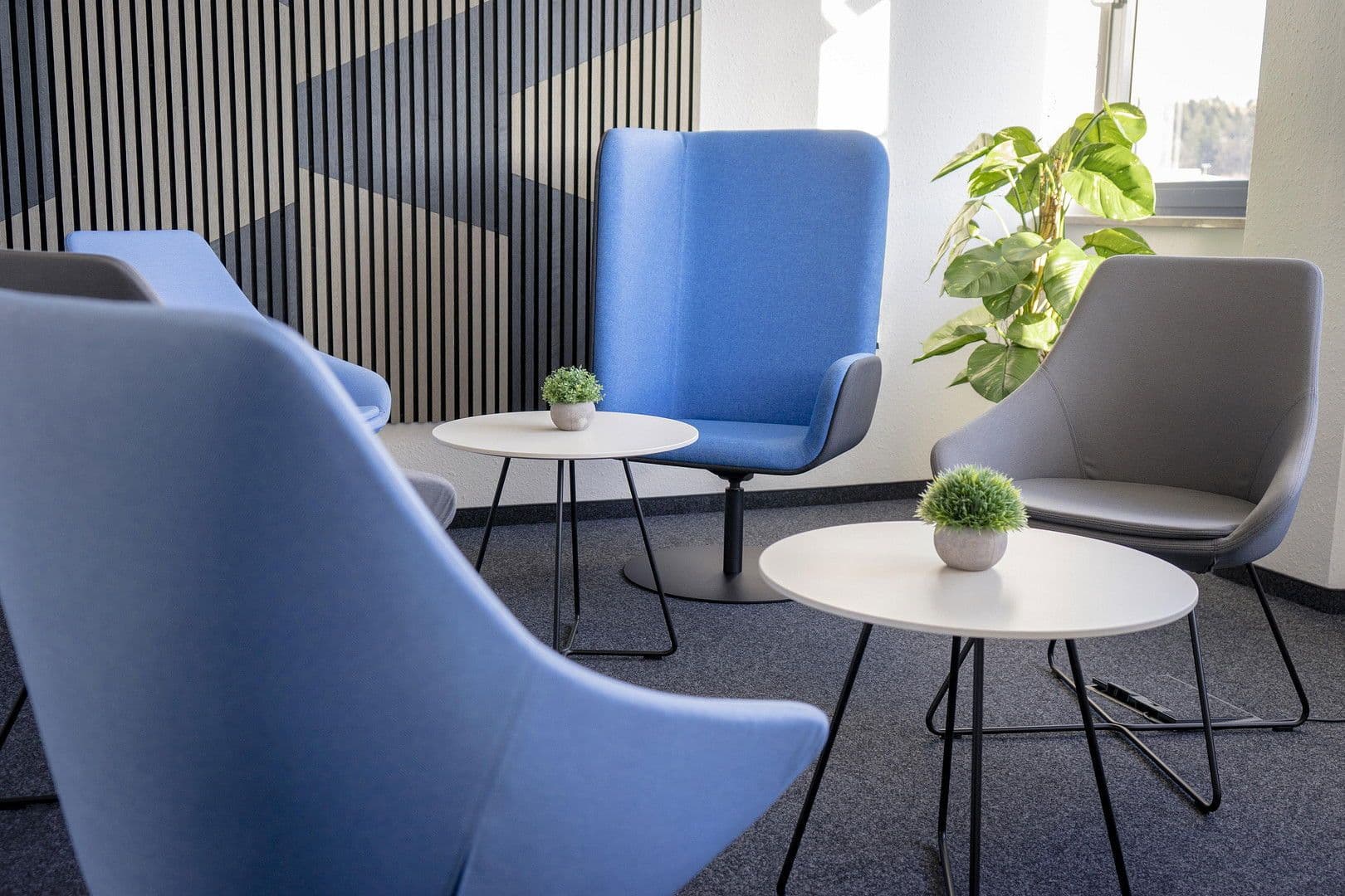 Prenájom kancelárie 20.000 m², Zeppelinstr. 2-4, Sigmaringen, Bádensko-Wurttembersko Prenájom kancelárie 20.000 m², Zeppelinstr. 2-4, Sigmaringen, Bádensko-Wurttembersko