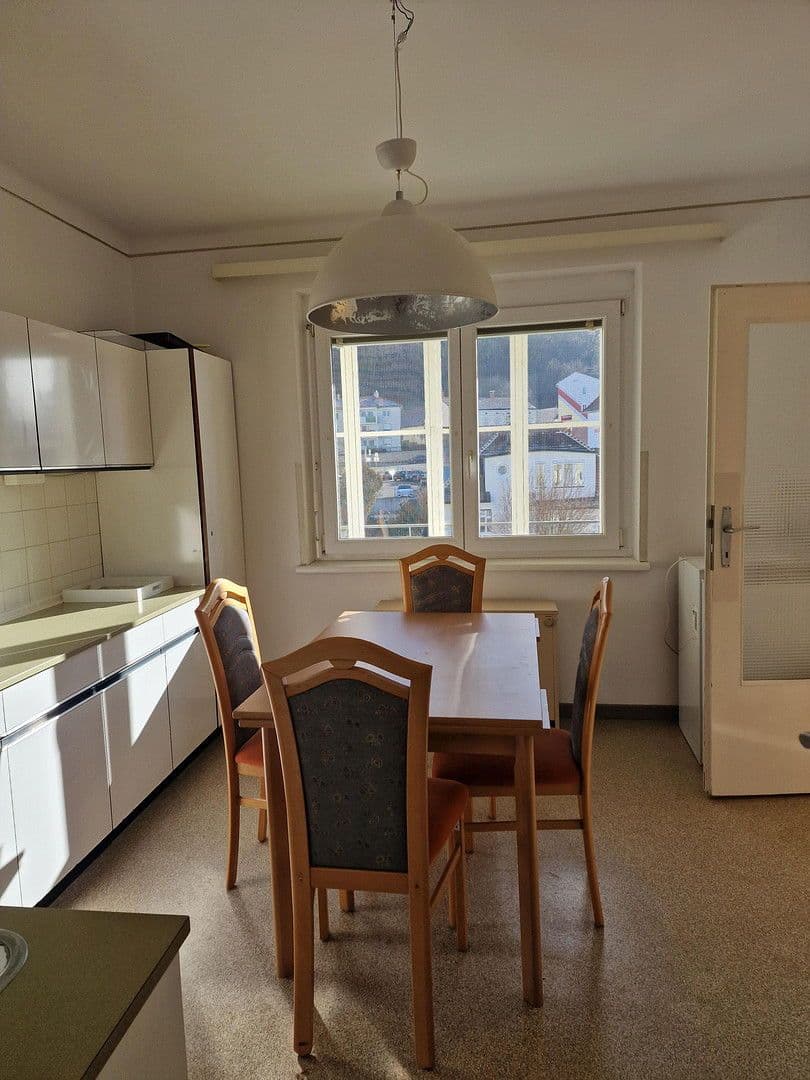 Prenájom bytu 3-izbový 87 m², Güssing, Burgenland Prenájom bytu 3-izbový 87 m², Güssing, Burgenland