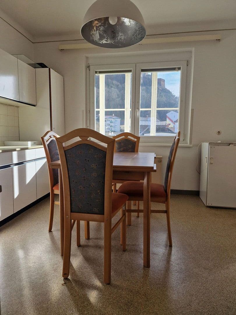 Prenájom bytu 3-izbový 87 m², Güssing, Burgenland Prenájom bytu 3-izbový 87 m², Güssing, Burgenland