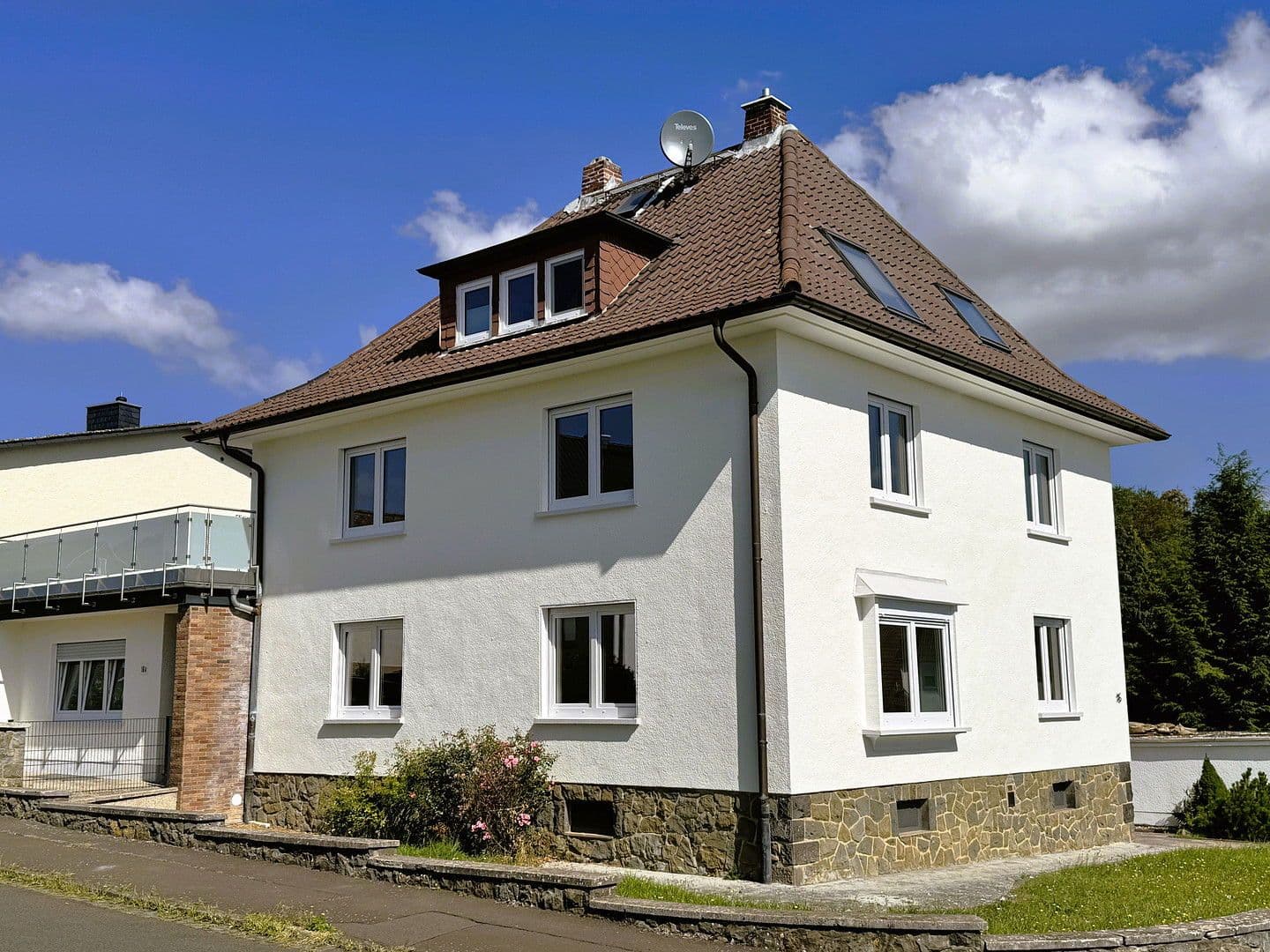 Prenájom bytu 3-izbový 86 m², Am Hollerbusch 16, Heuchelheim an der Lahn, Hesensko Prenájom bytu 3-izbový 86 m², Am Hollerbusch 16, Heuchelheim an der Lahn, Hesensko