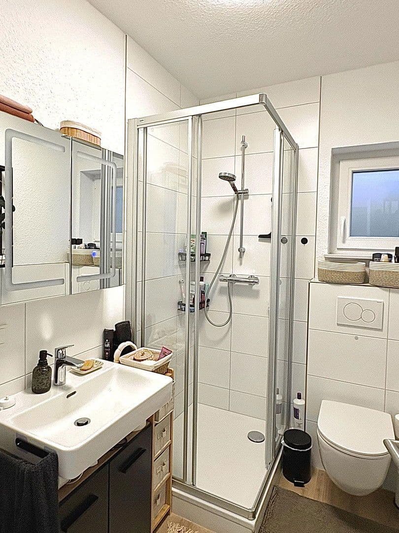 Prenájom bytu 3-izbový 86 m², Am Hollerbusch 16, Heuchelheim an der Lahn, Hesensko Prenájom bytu 3-izbový 86 m², Am Hollerbusch 16, Heuchelheim an der Lahn, Hesensko