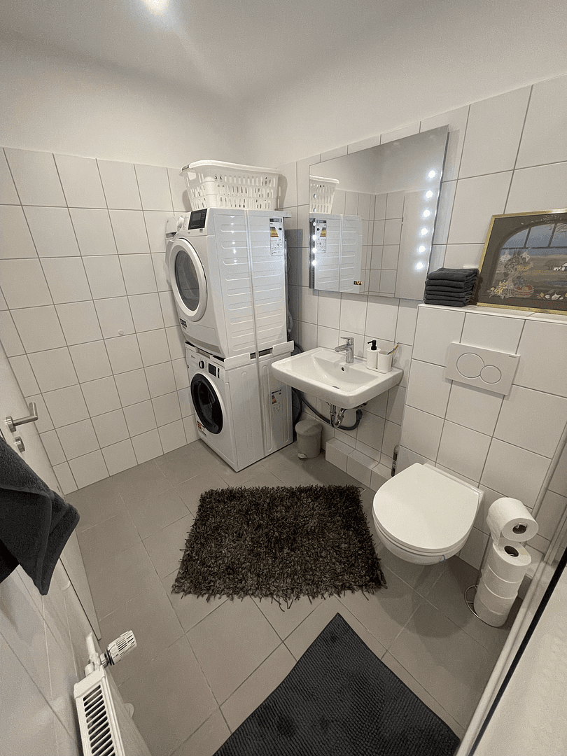 Prenájom bytu 5-izbový 120 m², Hamburg, Hamburg Prenájom bytu 5-izbový 120 m², Hamburg, Hamburg