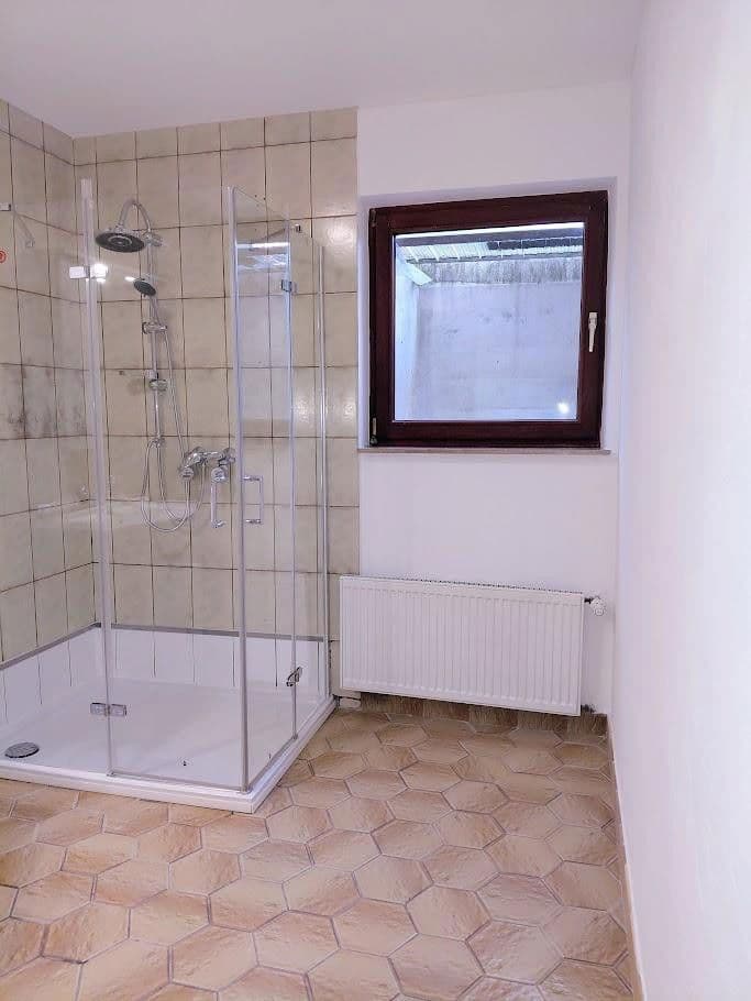 Prenájom bytu 3-izbový 83 m², Mömbris, Bavorsko Prenájom bytu 3-izbový 83 m², Mömbris, Bavorsko