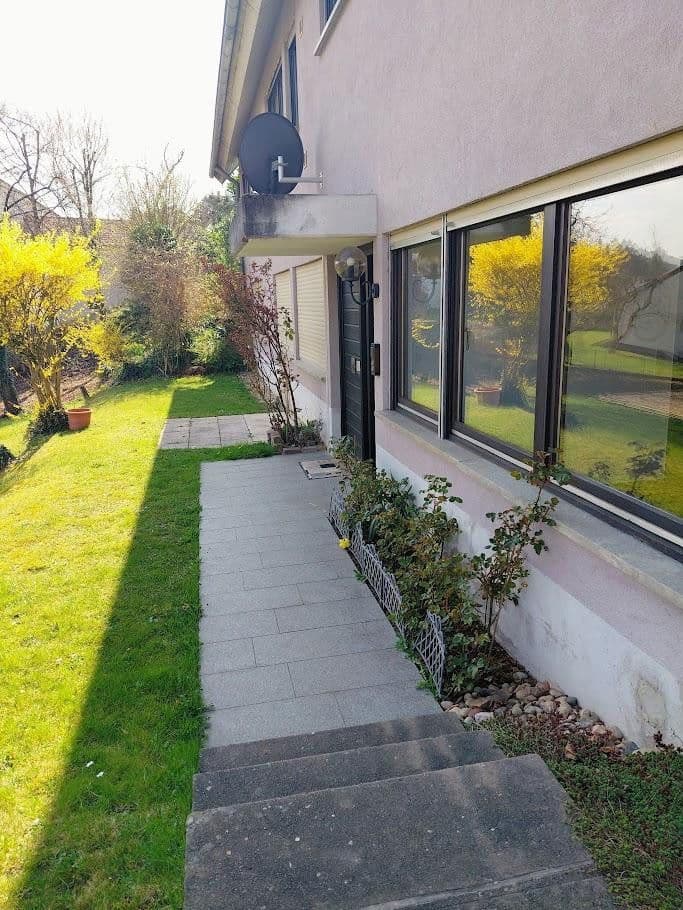 Prenájom bytu 3-izbový 83 m², Mömbris, Bavorsko Prenájom bytu 3-izbový 83 m², Mömbris, Bavorsko