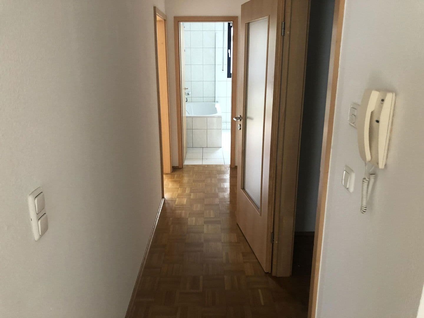 Predaj bytu 2-izbový 70 m², Alt Erlenbach 17, Frankfurt Nieder-Erlenbach, Hesensko Predaj bytu 2-izbový 70 m², Alt Erlenbach 17, Frankfurt Nieder-Erlenbach, Hesensko