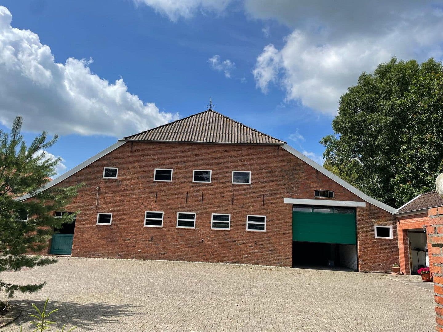 Prenájom pozemku 648 m², Jemgum, Dolné Sasko Prenájom pozemku 648 m², Jemgum, Dolné Sasko