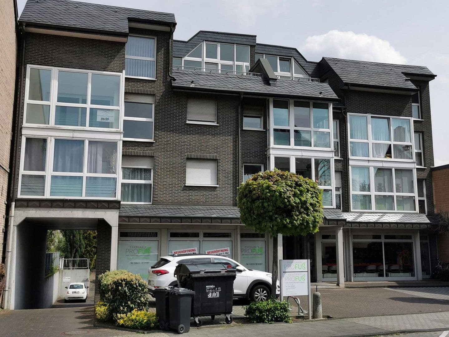 Prenájom bytu 2-izbový 55 m², Frankfurter Str. 214, Köln, Severné Porýnie - Westfálsko Prenájom bytu 2-izbový 55 m², Frankfurter Str. 214, Köln, Severné Porýnie - Westfálsko