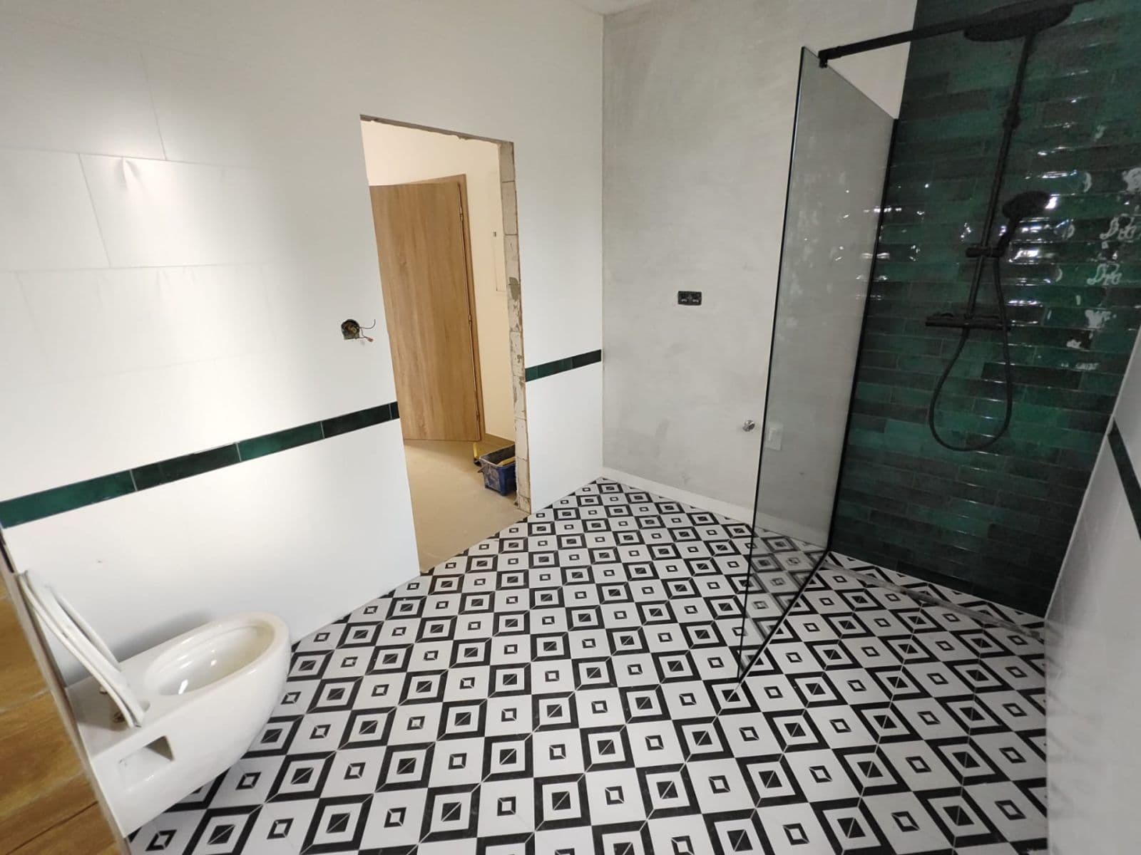 Prenájom bytu 5-izbový 130 m², Vagonárska, Poprad, Prešovský kraj Prenájom bytu 5-izbový 130 m², Vagonárska, Poprad, Prešovský kraj