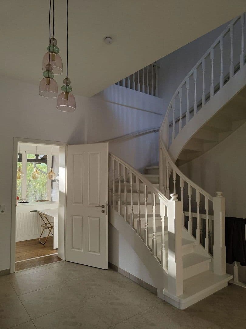 Prenájom domu 215 m², pozemek 300 m², Am Kapellenberg 7b, Bremen St. Magnus, Brémy Prenájom domu 215 m², pozemek 300 m², Am Kapellenberg 7b, Bremen St. Magnus, Brémy