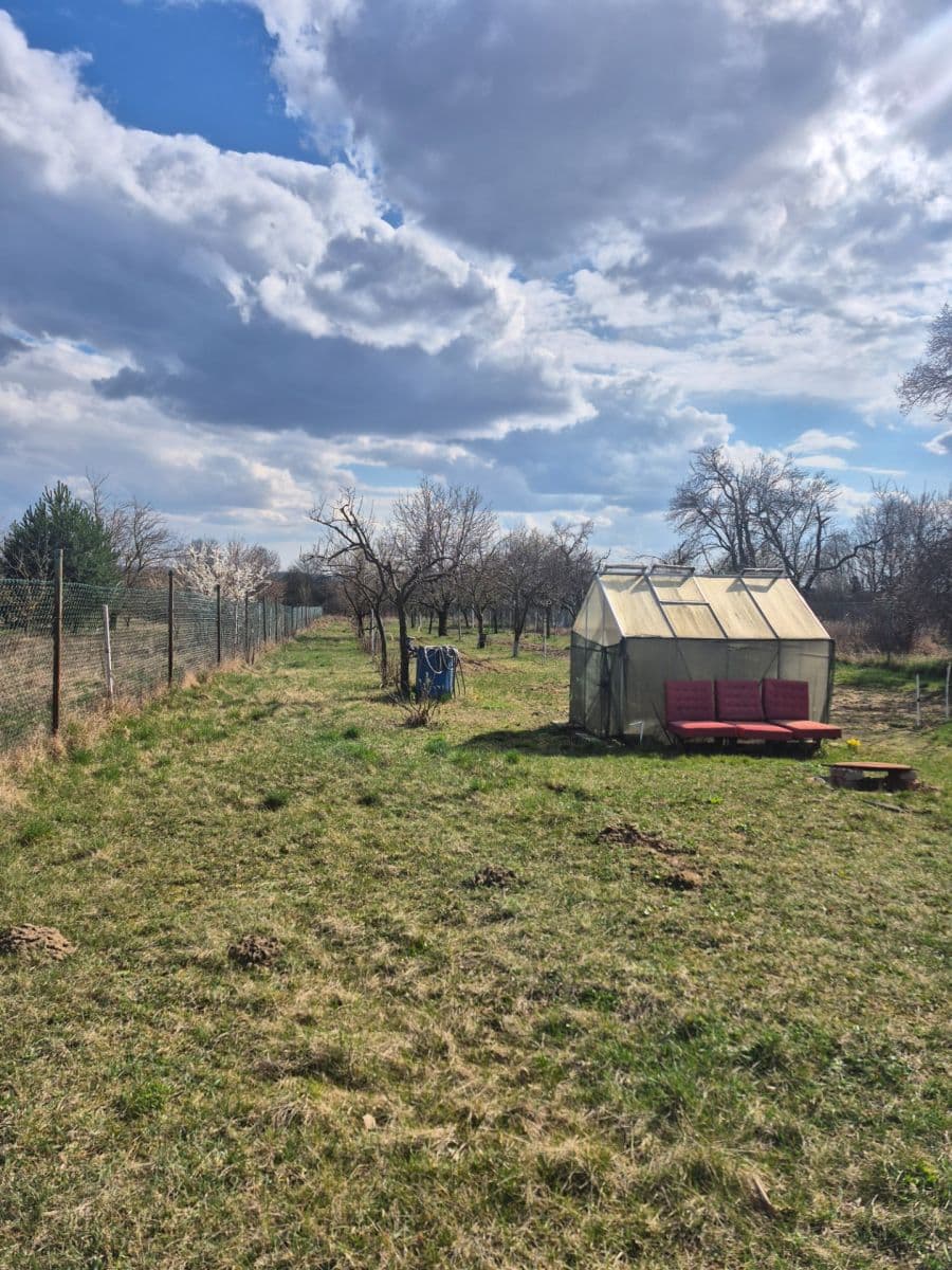 Predaj pozemku 2.950 m², Rohatec, Jihomoravský kraj Predaj pozemku 2.950 m², Rohatec, Jihomoravský kraj