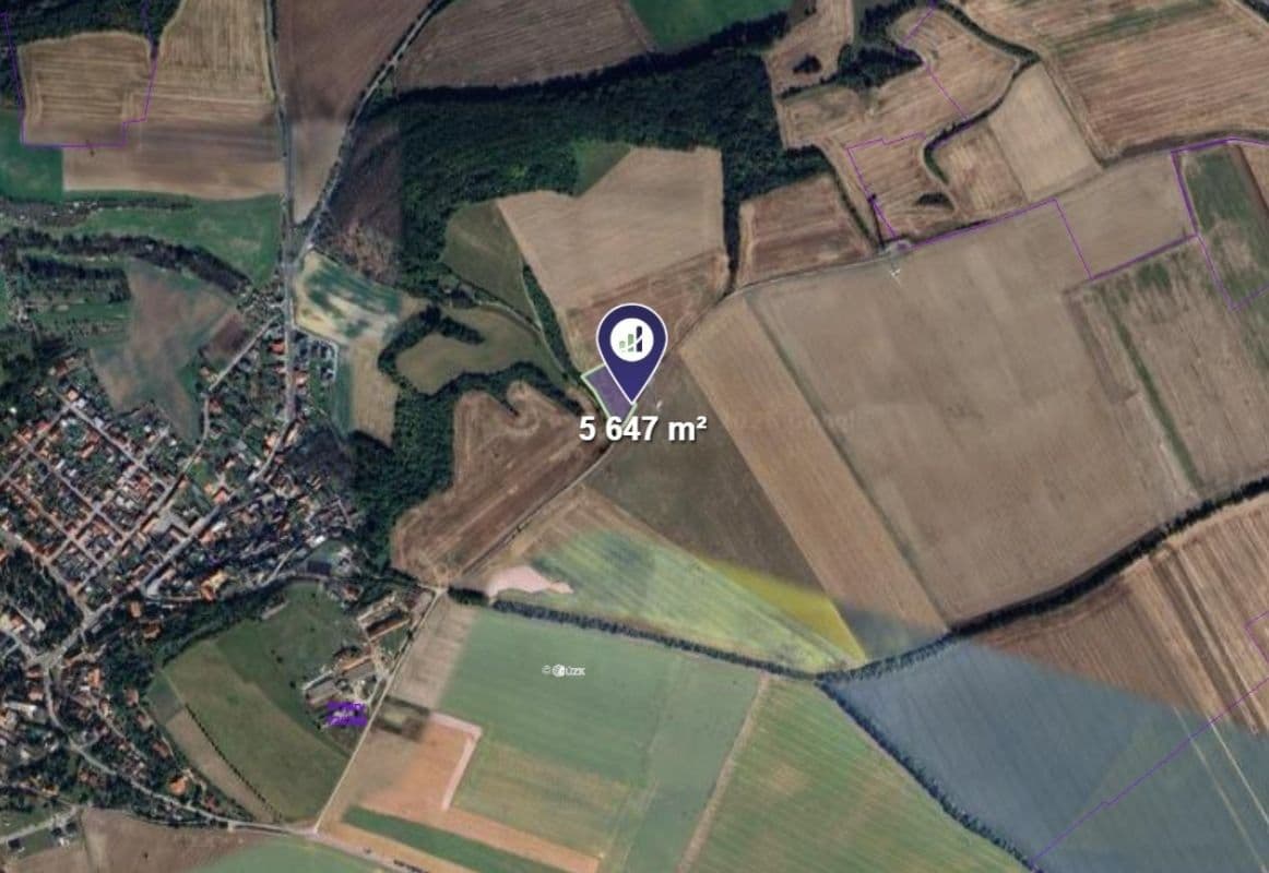 Predaj pozemku 5.647 m², Pchery, Středočeský kraj Predaj pozemku 5.647 m², Pchery, Středočeský kraj