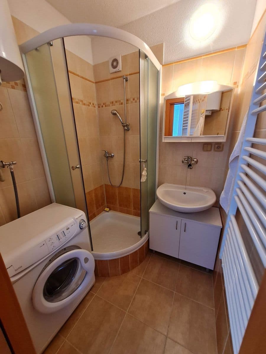 Prenájom bytu 3-izbový 72 m², Seifertova, Jeseník, Olomoucký kraj Prenájom bytu 3-izbový 72 m², Seifertova, Jeseník, Olomoucký kraj