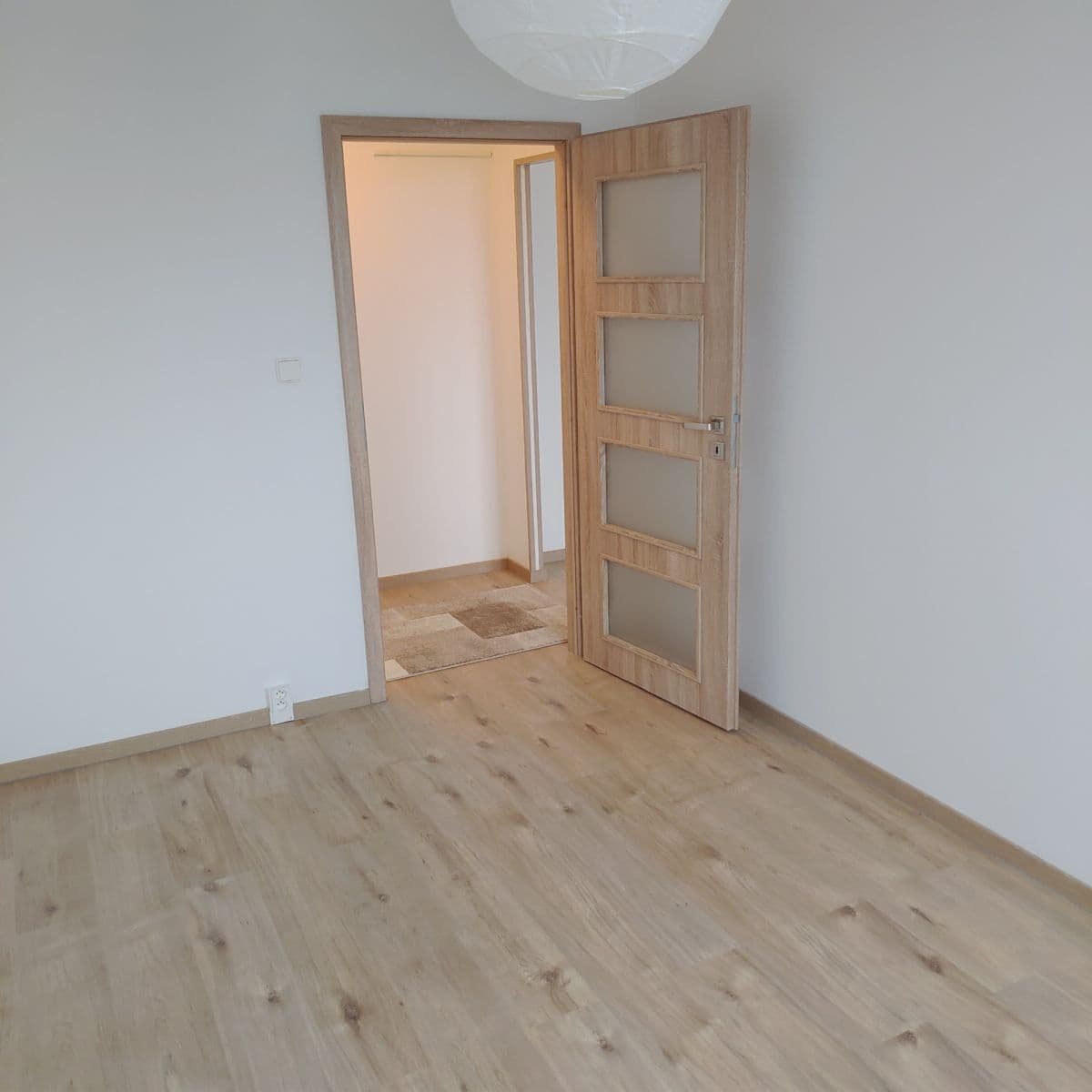 Prenájom bytu 2-izbový 44 m², Ciolkovského, Praha, Praha Prenájom bytu 2-izbový 44 m², Ciolkovského, Praha, Praha