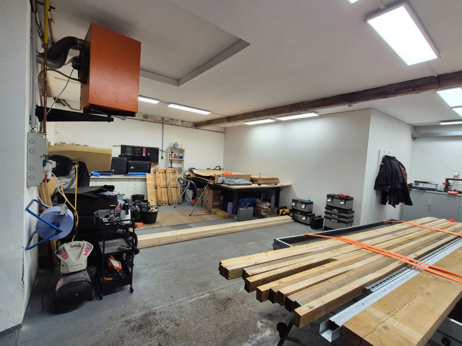 Prenájom nebytového priestoru 80 m², Na Koupaliště, Praha, Praha Prenájom nebytového priestoru 80 m², Na Koupaliště, Praha, Praha