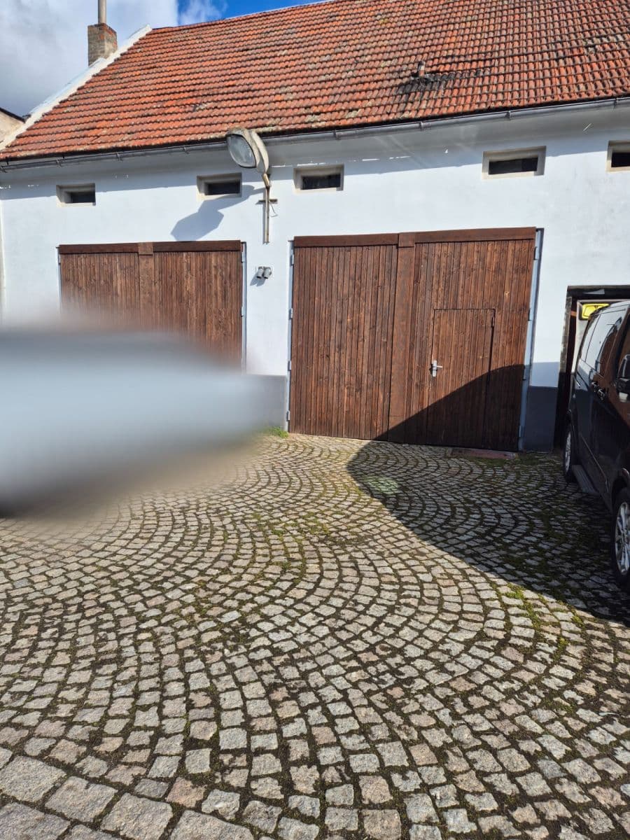 Prenájom nebytového priestoru 80 m², Na Koupaliště, Praha, Praha Prenájom nebytového priestoru 80 m², Na Koupaliště, Praha, Praha