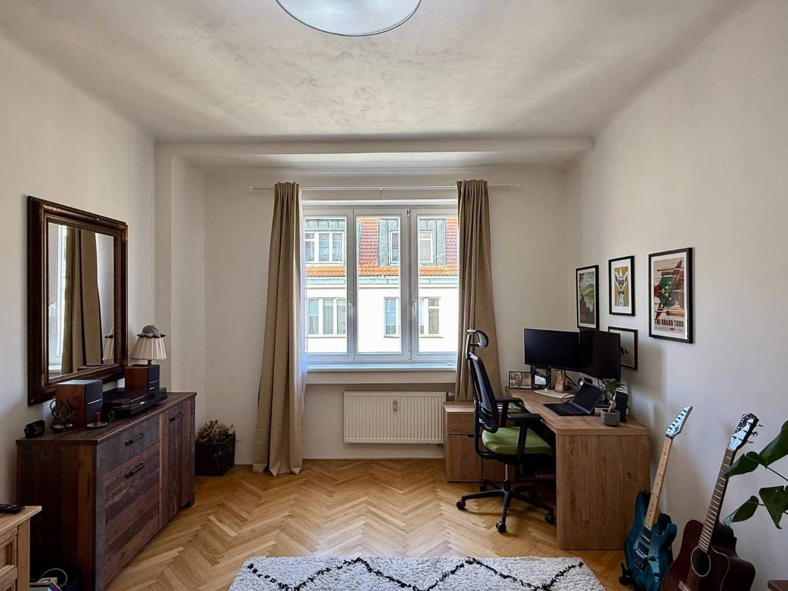 Prenájom bytu 2-izbový 80 m², U Smaltovny, Praha, Praha Prenájom bytu 2-izbový 80 m², U Smaltovny, Praha, Praha